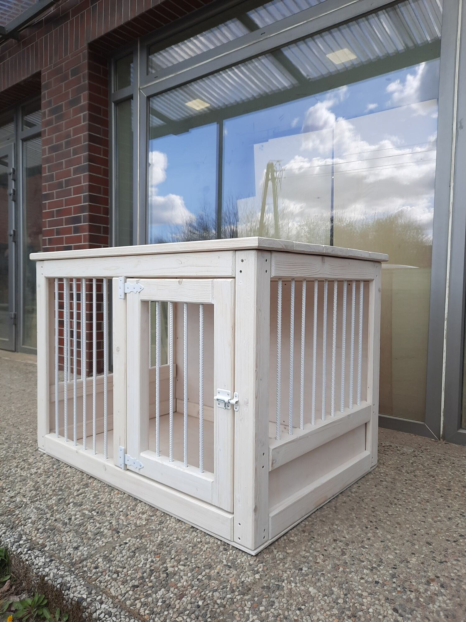 Durable Dog Crate for Strong Breeds - Natural Pine Wood and Metal Construction - Image 3