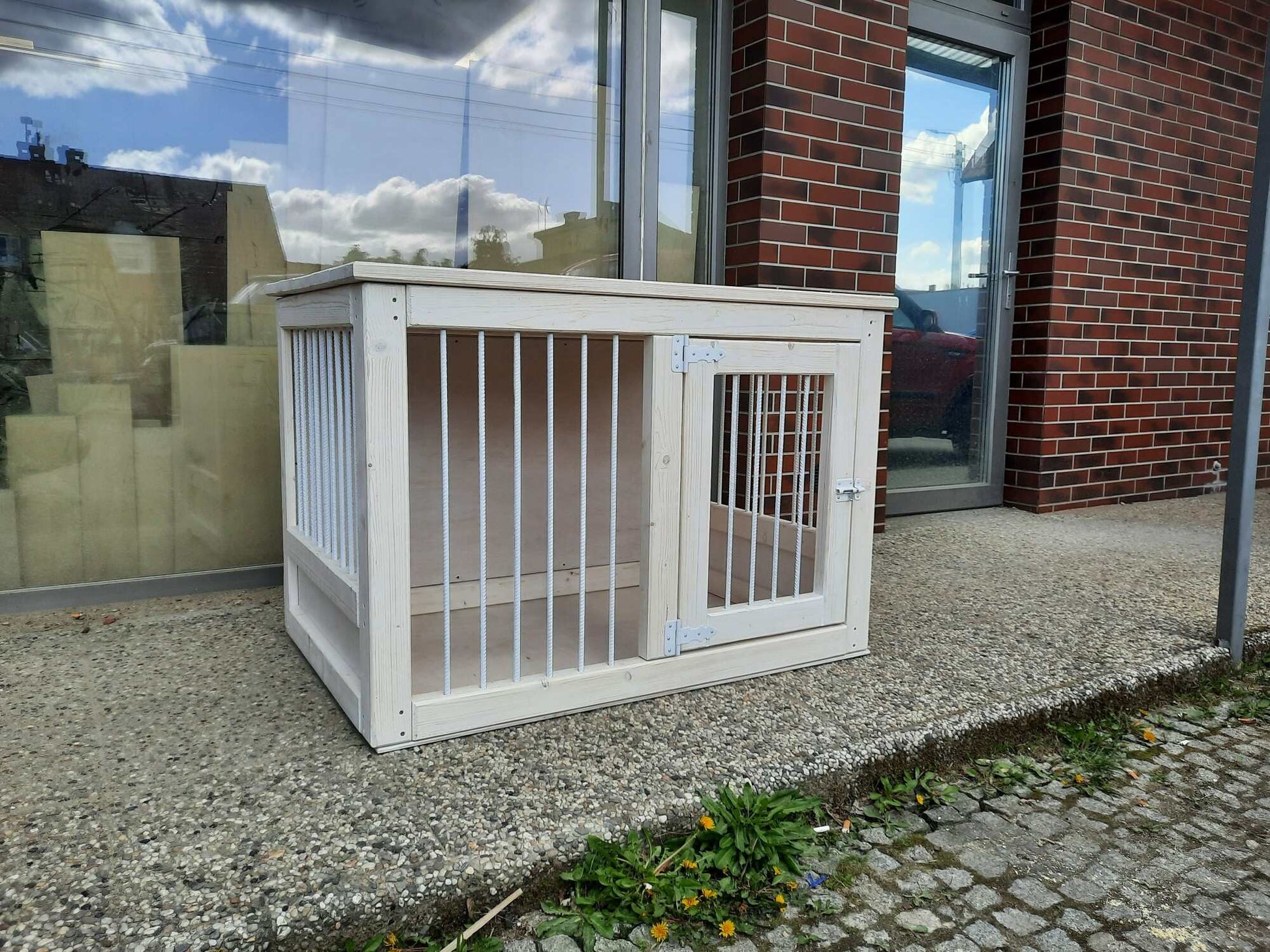 Durable Dog Crate for Strong Breeds - Natural Pine Wood and Metal Construction - Image 7