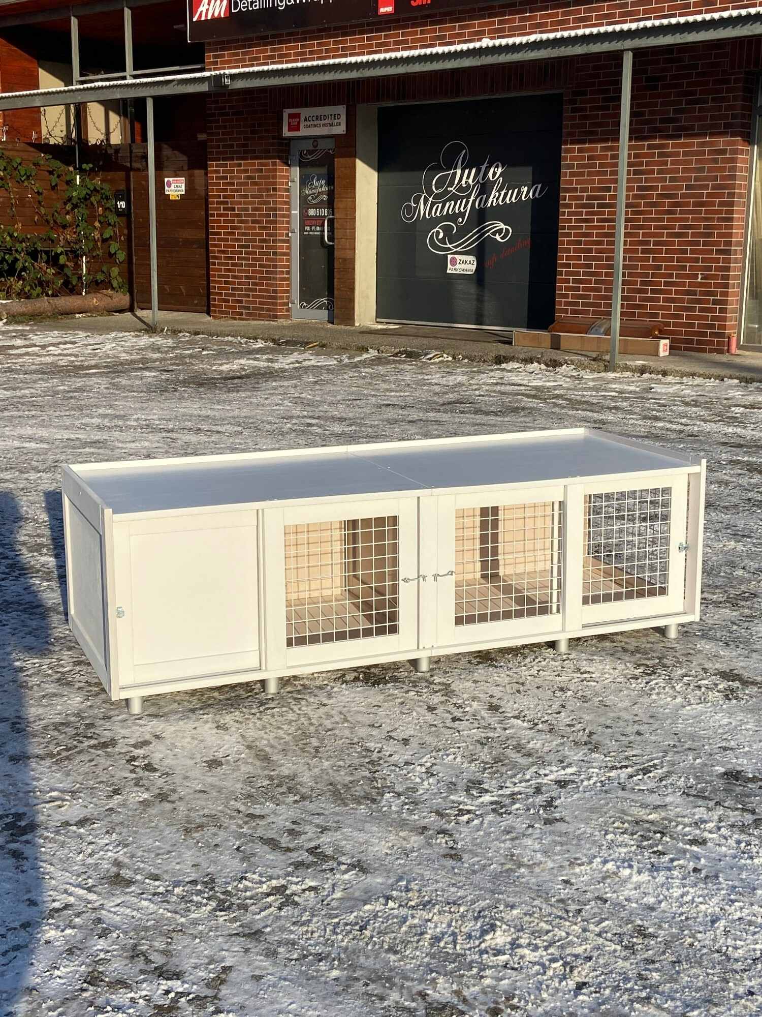 Outdoor Rabbit hutches, any color, made of the highest grade plywood - Image 3