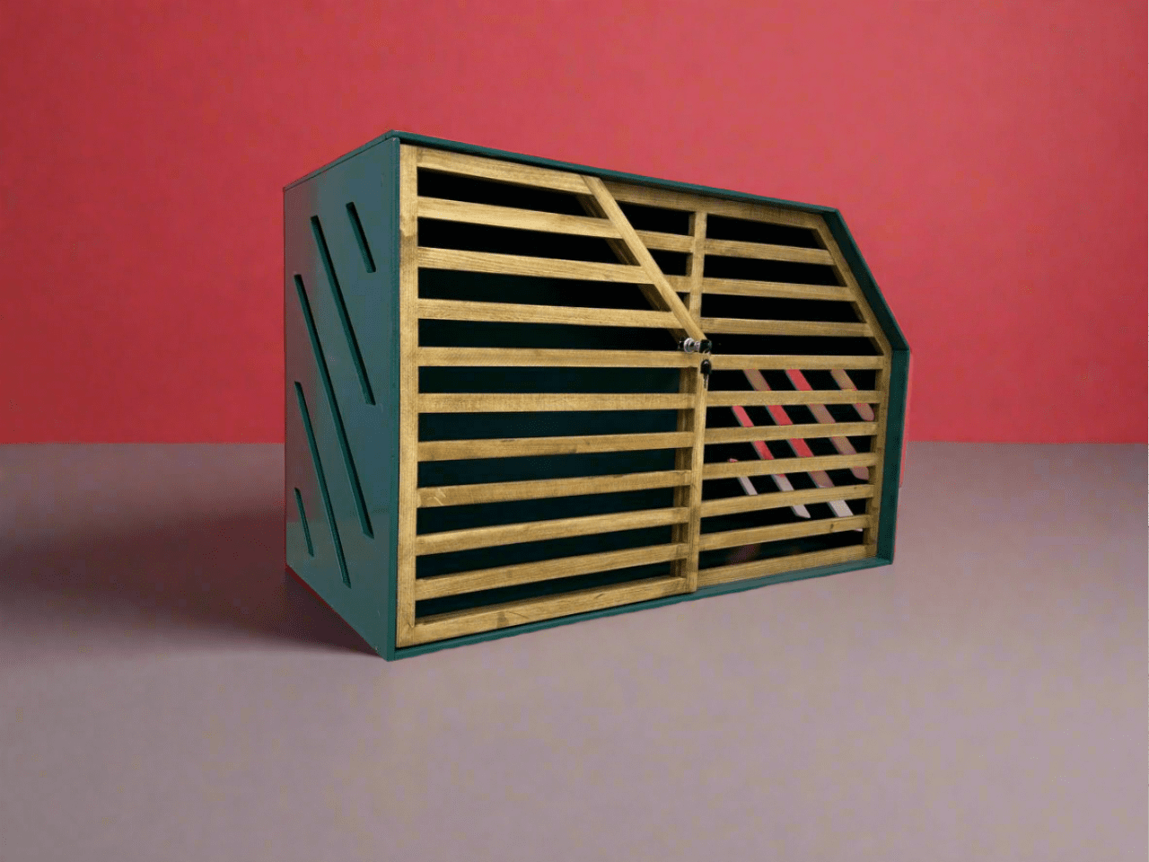 Unique Emerald Dog House - Stylish Shelter for Your Furry Companion - Image 5