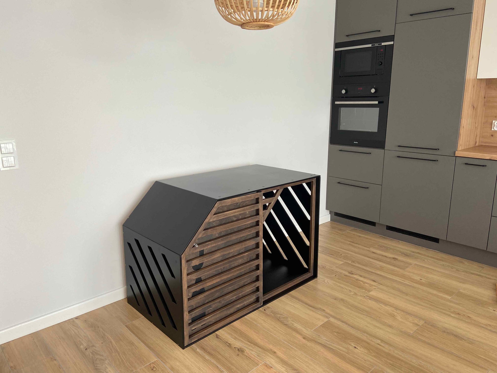 Handcrafted Personalized Dog Crate in Wooden Design - Image 14