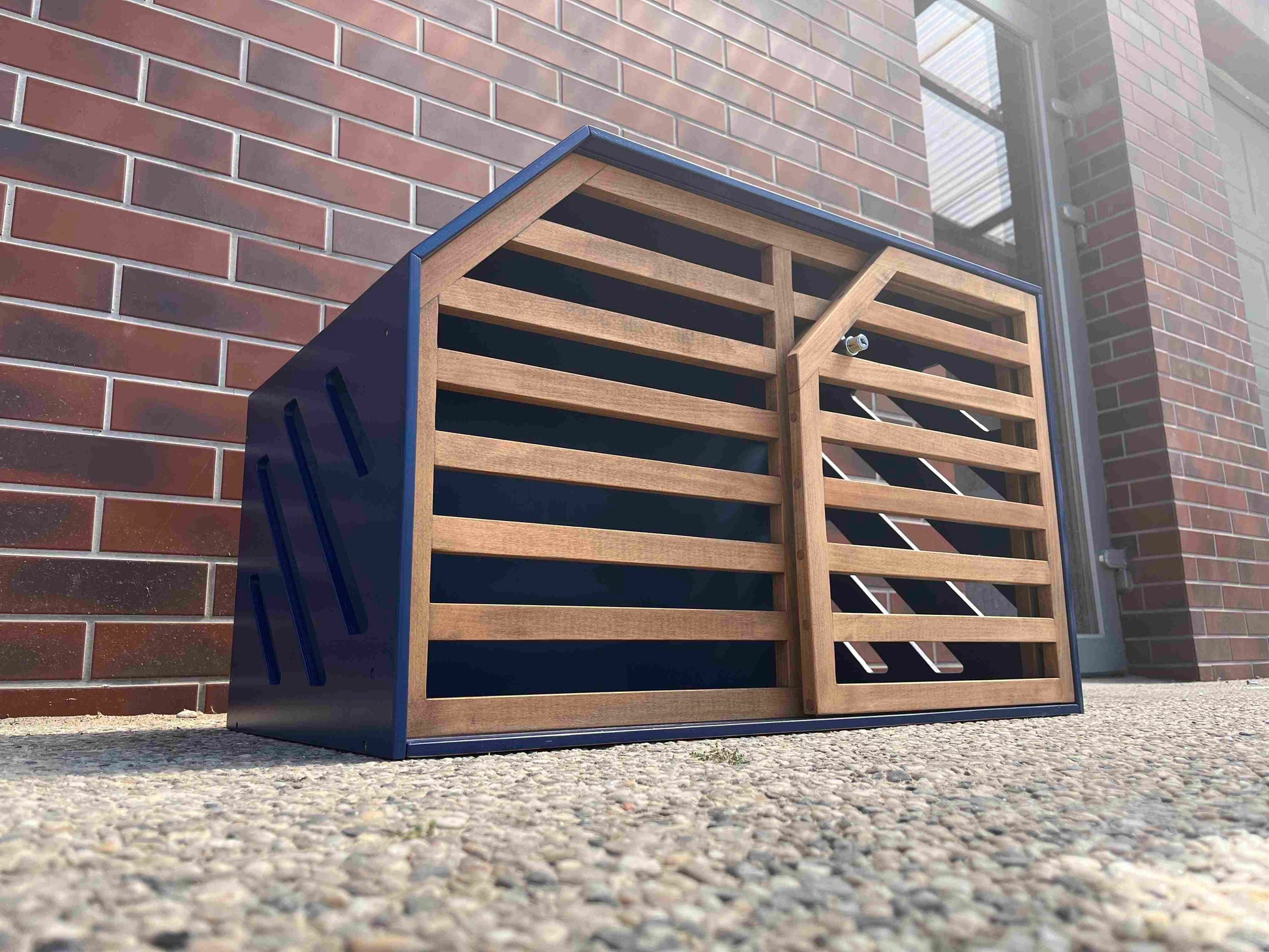 Luxurious Blue Dog House with Slide Door - Ultimate Comfort for Your Pet - Image 5