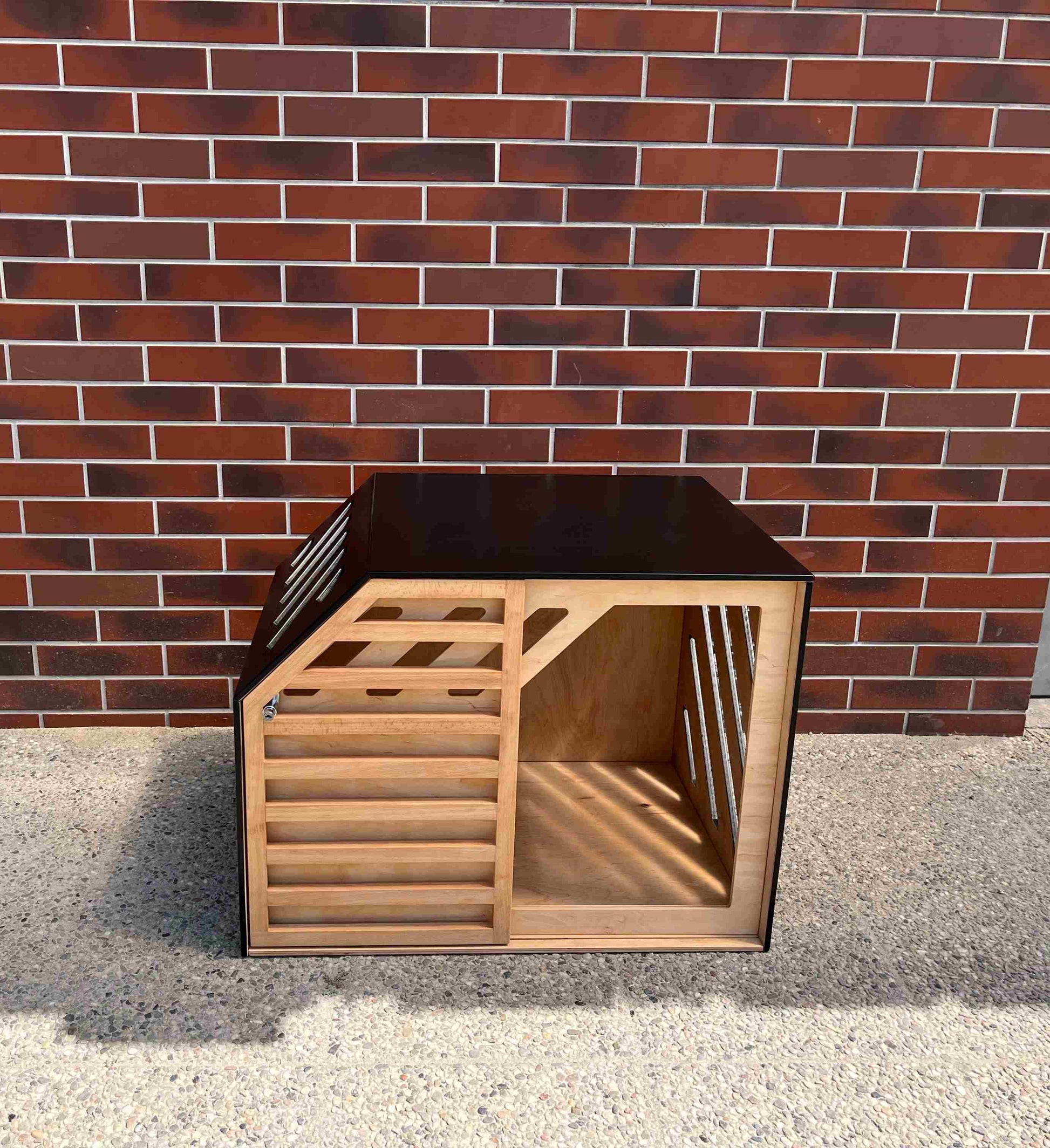 Custom Designed Indoor Outdoor Dog Crate natural+black - Image 8