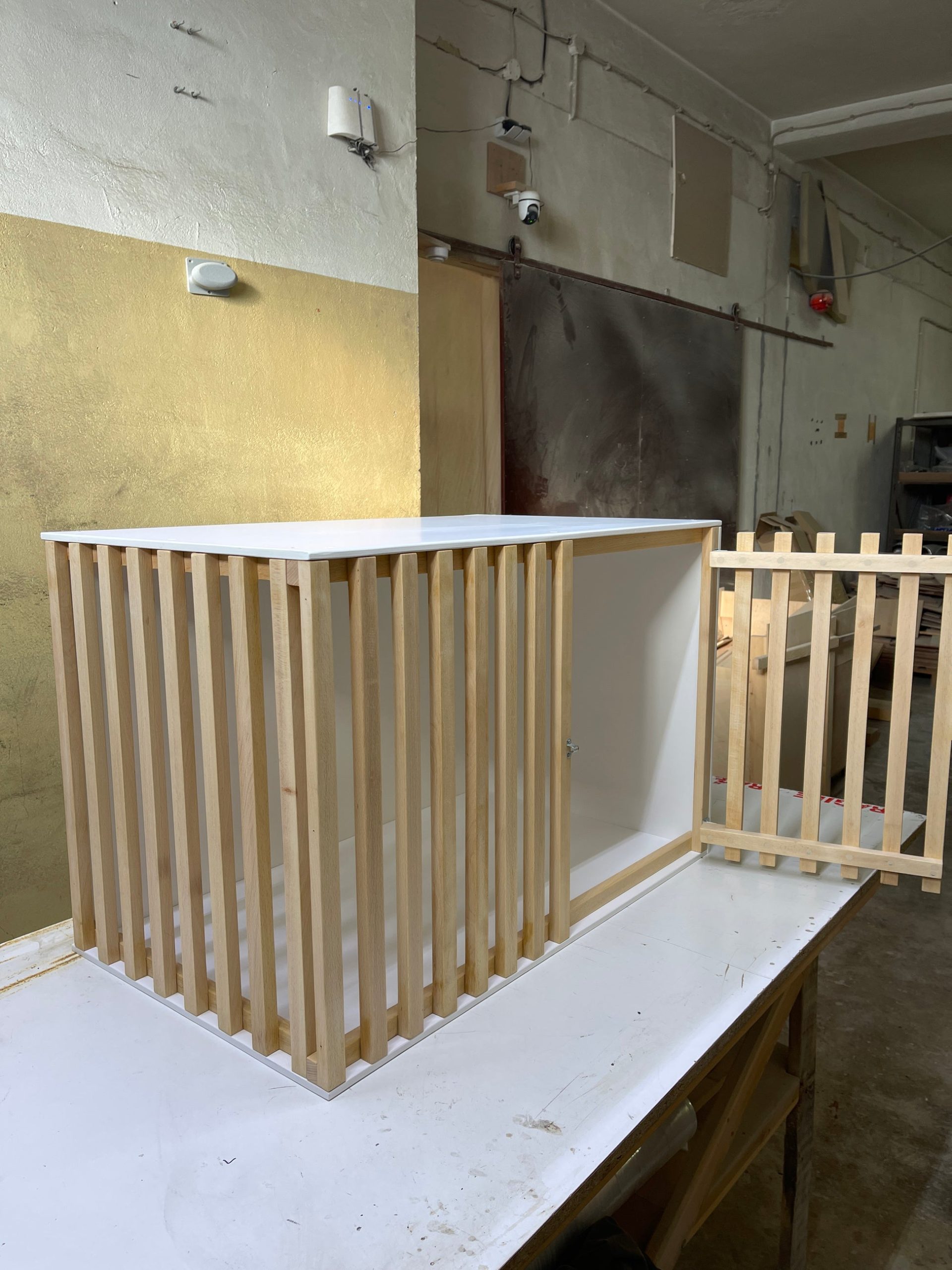 Elegant Dog Crate for your lovelly pet - Image 16