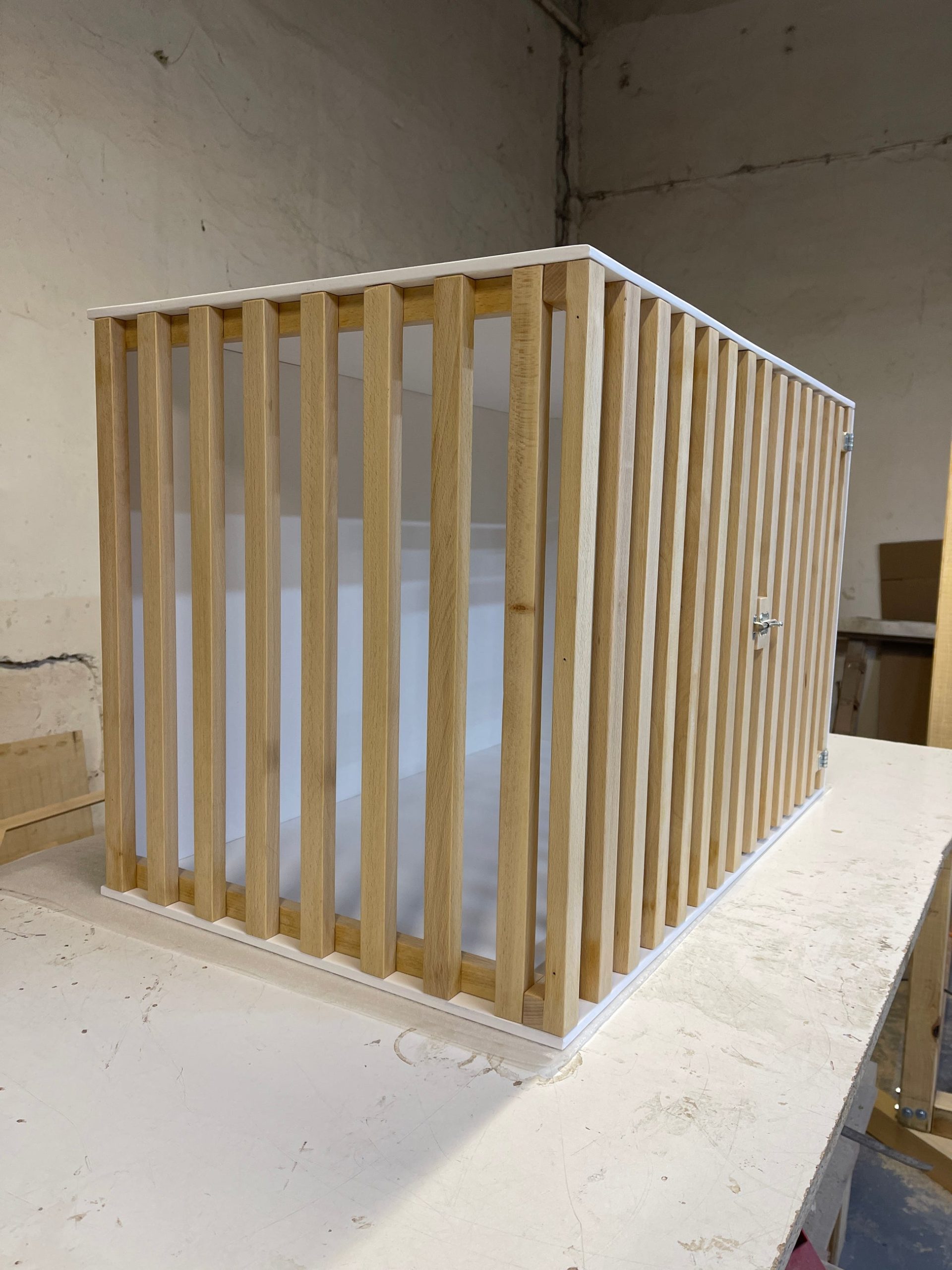 Elegant Dog Crate for your lovelly pet - Image 15