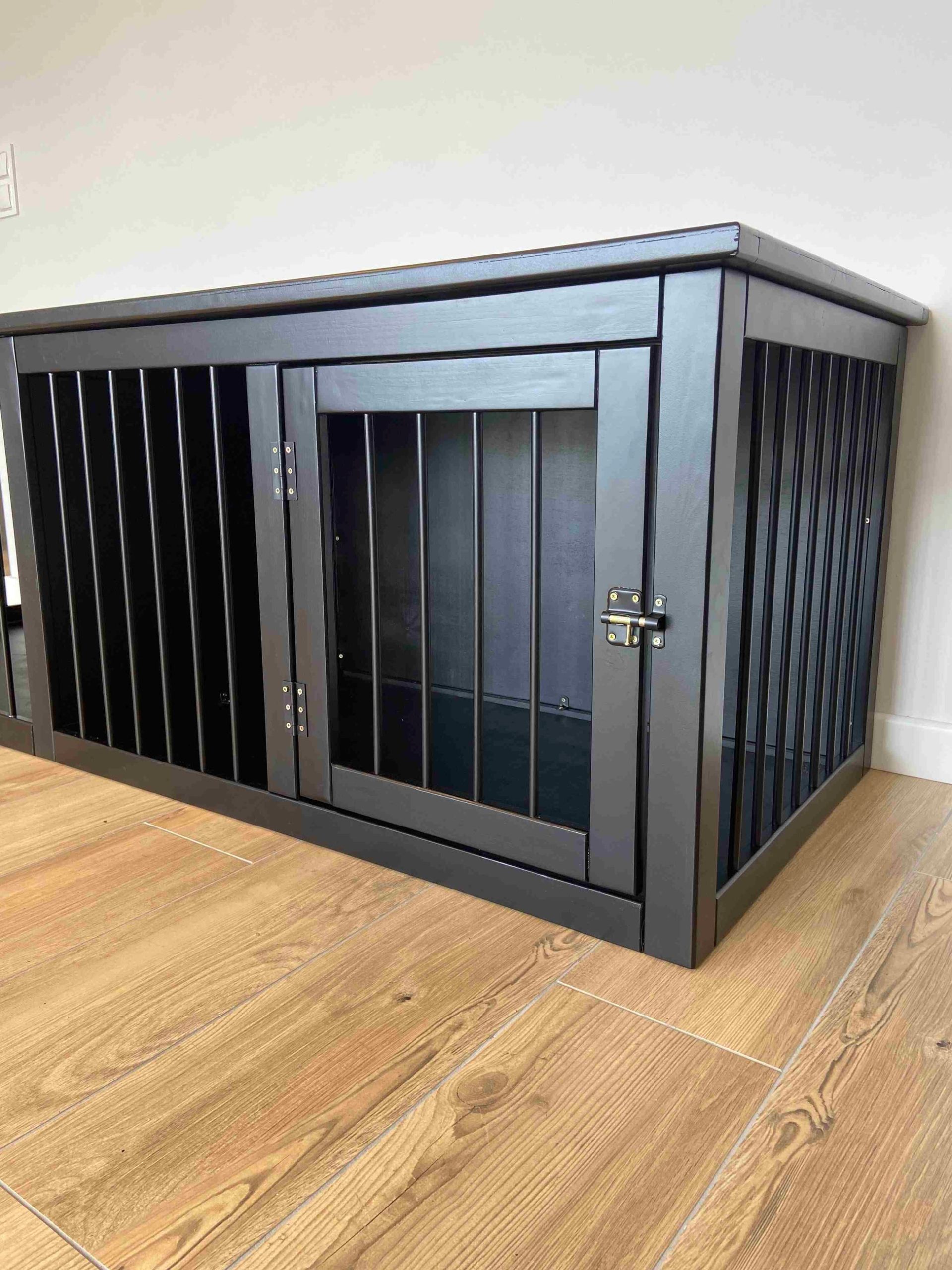 Stylish Dual Dog Kennel - Durable Wood Crate for Two Pets - Image 4