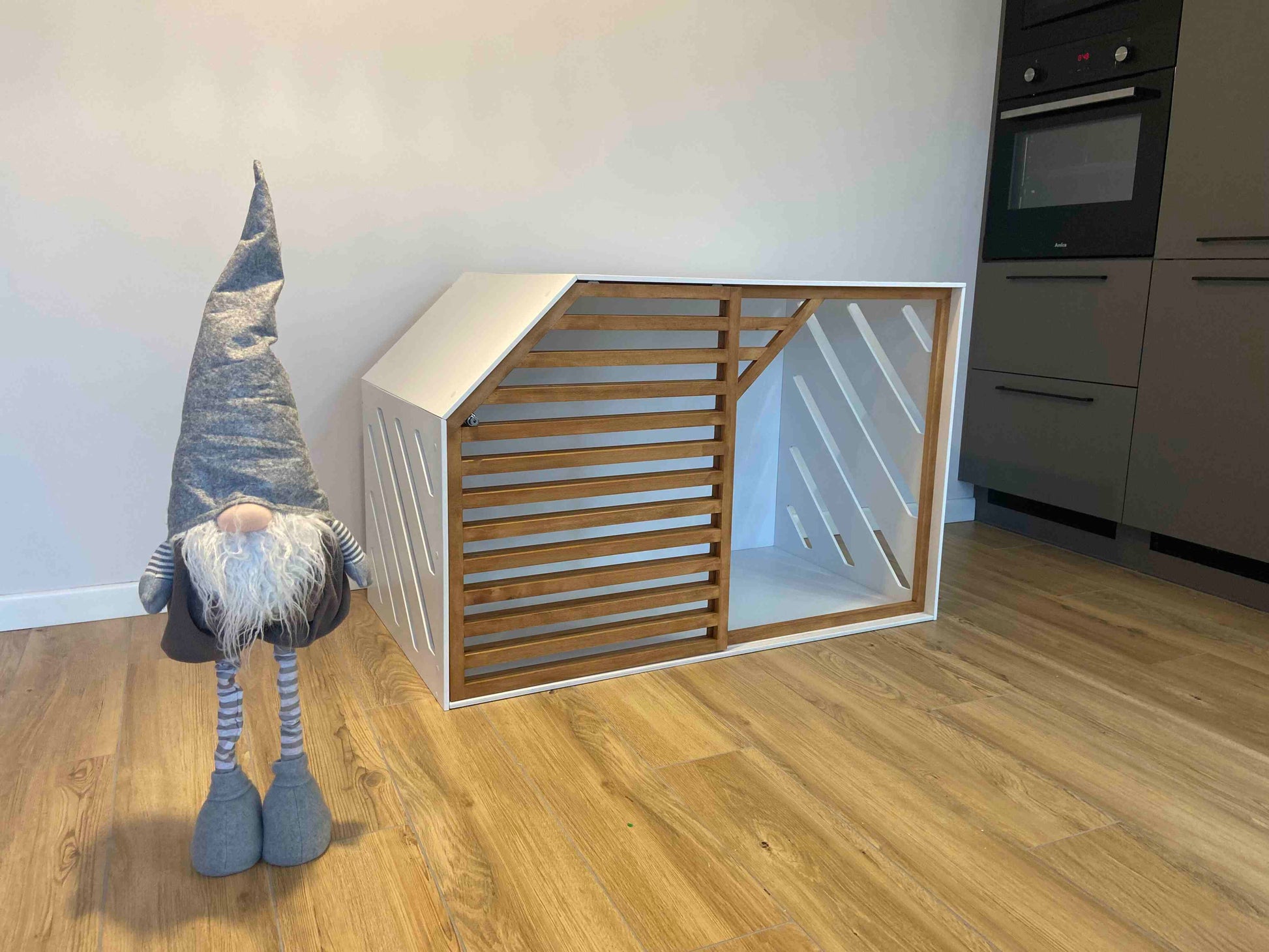 White Safe Haven for Dogs - Cozy Wooden Dog House - Image 4