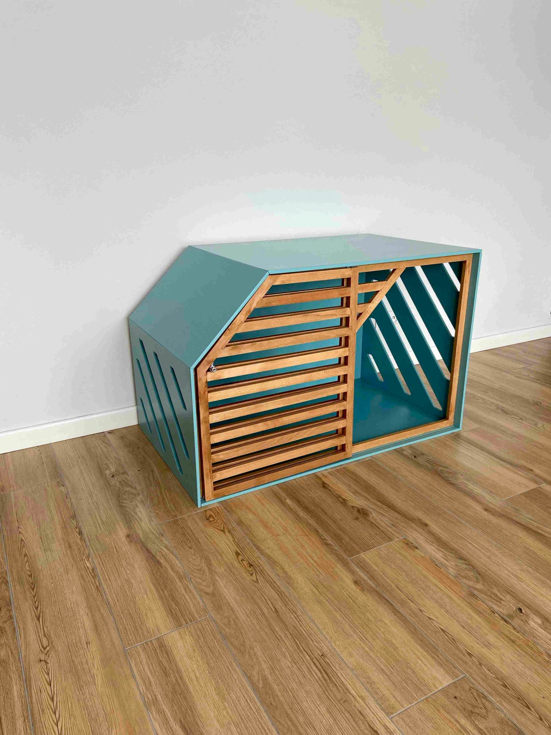 Turquoise Wood Dog House - Secure and Cozy Shelter for your Pet - Image 4